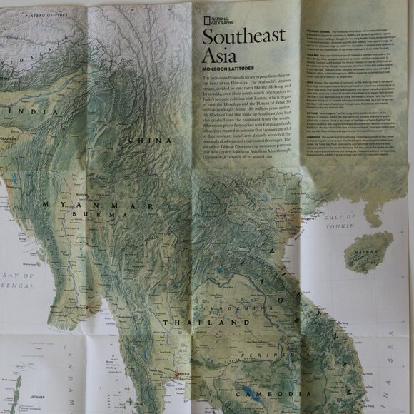 Vintage dual sided National Geographic "Map of Southeast Asia'/The Khmer Empire' - Picture 1 of 4
